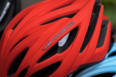 Береги черепушку со шлемами Los Raketos